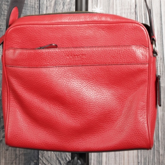 Coach Crossbody - Picture 1 of 4